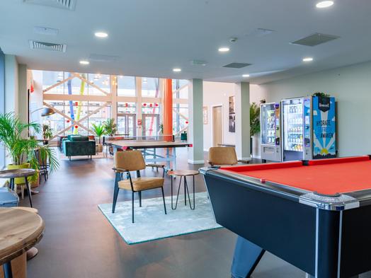 Photo of a one Islington Plaza.