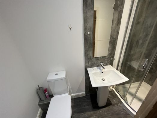 Photo of a flat 9, 10 Pitt Street, Lancaster, LA1 1NX.