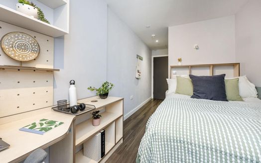 4 Bed Standard En Suite