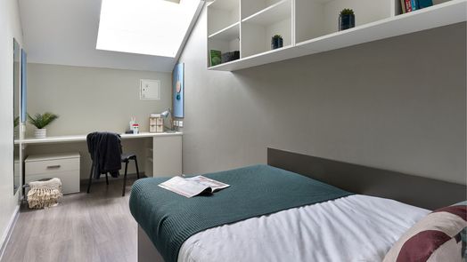 Penthouse Ensuite