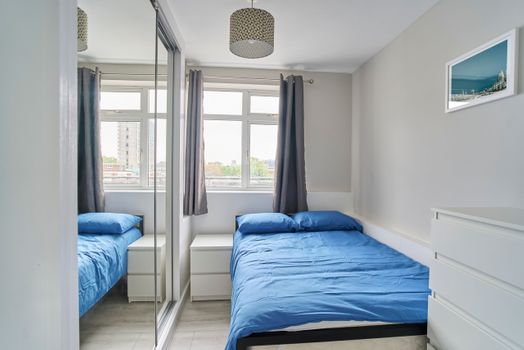 Photo of a 483 Fellows Court.