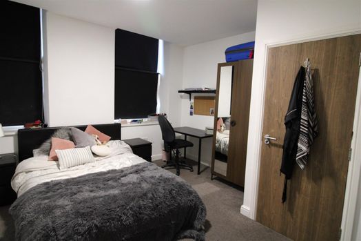 Photo of a flat 2, 10 Pitt Street, Lancaster, LA1 1NX.