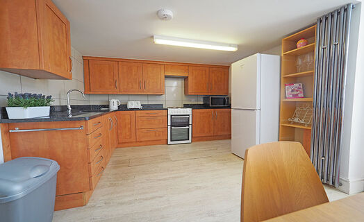 Photo of a 5 bed student house in Oldfield Park.