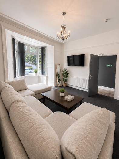 Photo of a 11 Eaton Crescent.