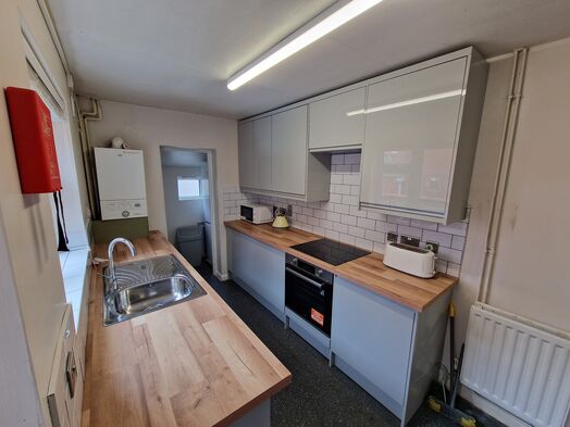 Photo of a salisbury Street – 3 Bed House.