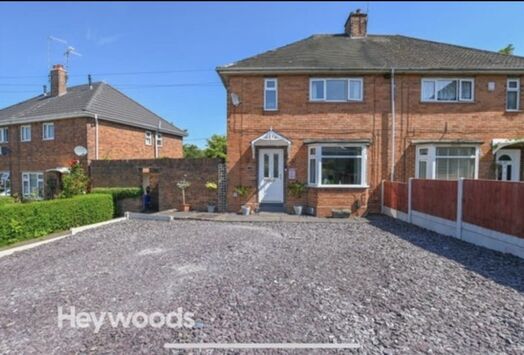 Photo of a amazing Student home 1 min walk to Stoke Hospital.