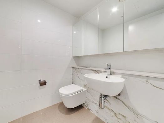 Photo of a belong Waterloo – Luxury 2 Bedroom Apartment Near UNSW, USYD & UTS.