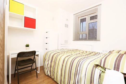 Room 4