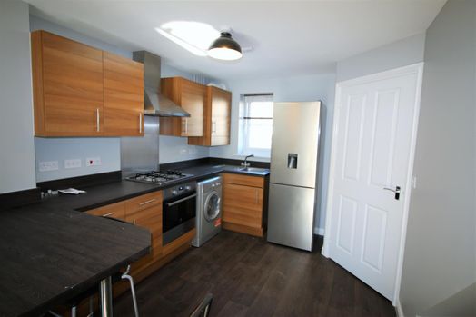 Photo of a 3 Laund Gardens, Lancaster, LA2 0LE.