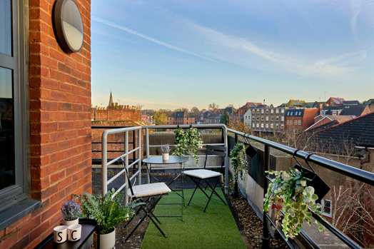 Silver Studio Terrace - Single Occupancy