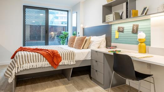Standard (Floor 9-10) Studio