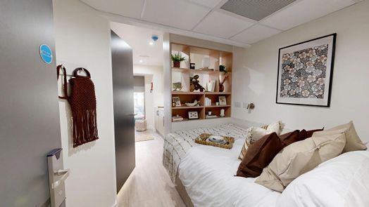 Classic Studio Plus (Floors 30-32)