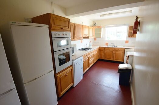 Photo of a 6 Bed House in Filton.