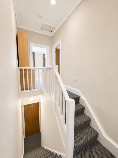 Photo of a flat 2, 1 Bayview Terrace.