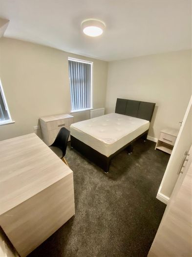 Photo of a 48 Coulston Road, Lancaster, LA1 3AE.
