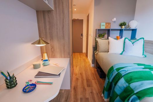5 Room Unit – Premium Room