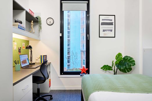 Silver Ensuite
