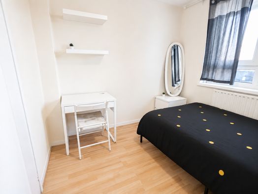 Room 2