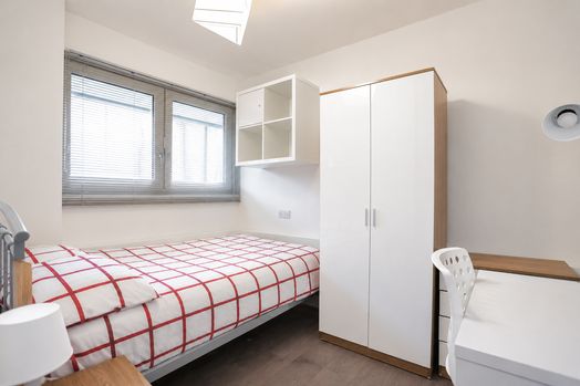 Photo of a 13 Corringham House.