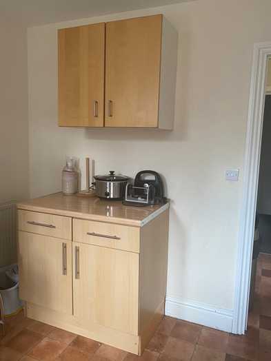 Photo of a double-bed room in a 4-bedroom flat in Leeds.