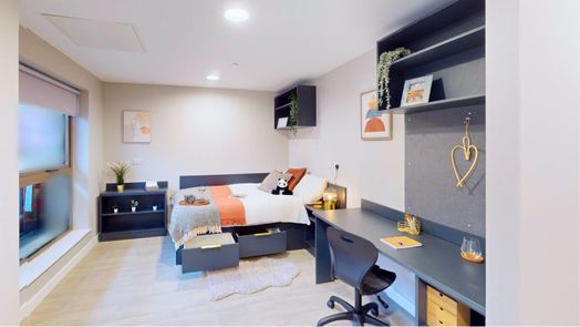 Diamond Studio with Balcony