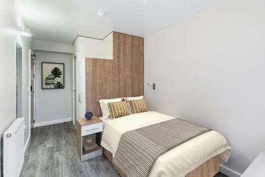 Diamond Ensuite