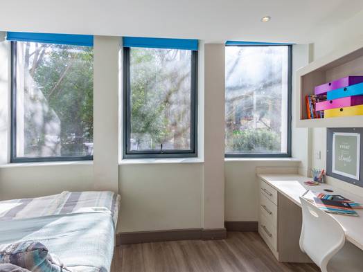 Top Floor Classic Studio