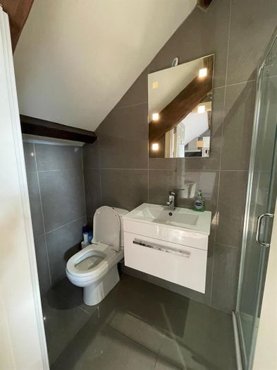Photo of a flat 10, 127 St. Leonards Gate, Lancaster, LA1 1NL.