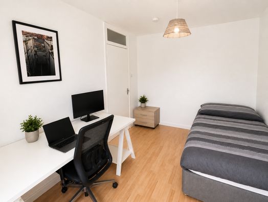 Room 4