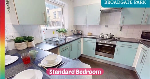 Photo of a single room Broadgate Park all bills included.