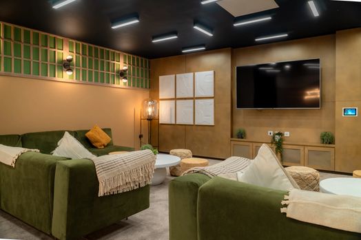 Photo of a canvas Manchester.