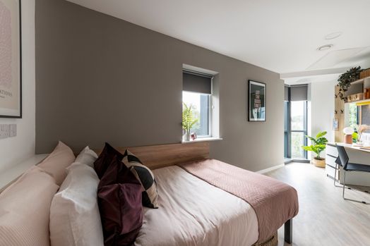 8 Bed Luxe En Suite