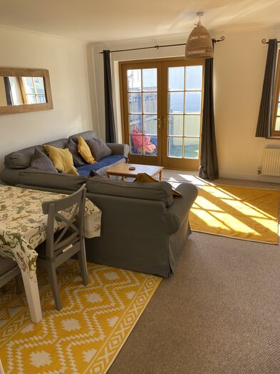 Photo of a ideal for Exeter Medical Students 3 Bed House 10 minute walk from Royal Cornwall Hospital.