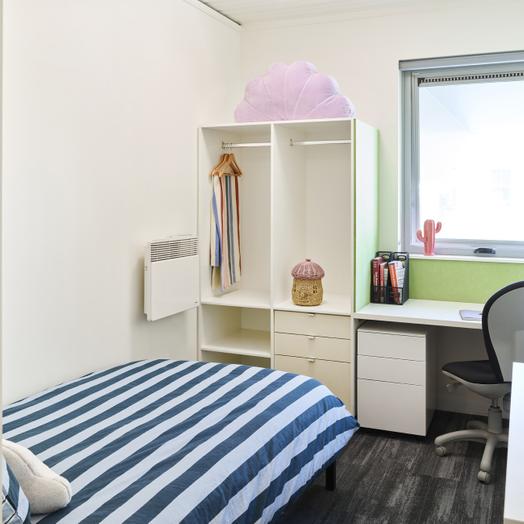 4 Bedroom Apartment Standard with Ensuite 