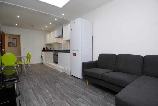Photo of a 61B, Ebrington Street.