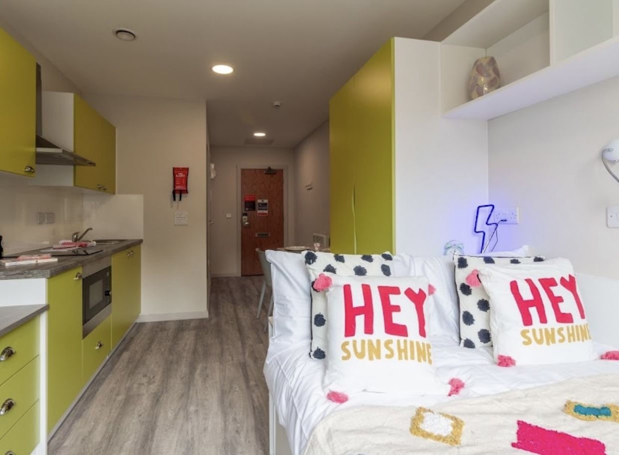 1room student hall in Exeter Rooms for Rent Campusboard