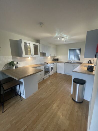 Private Room in a 2-Bed Apartment