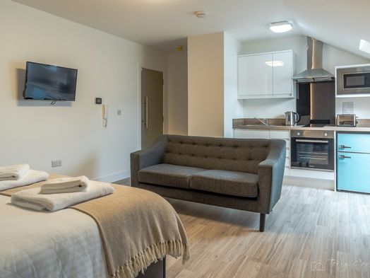 Photo of a 84-86, Derrys Villa, Flat 15.