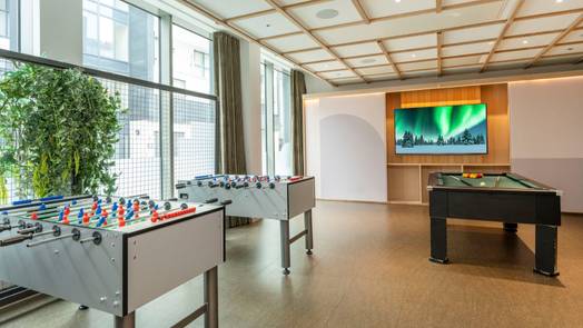 Photo of a flora Building.