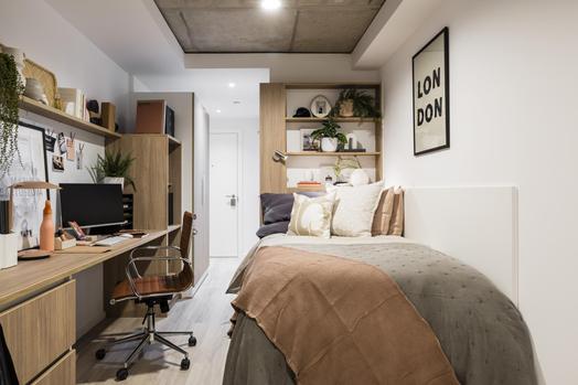 Silver Studio Upper Level