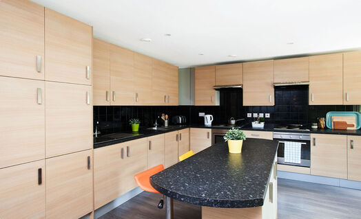 Photo of a ensuite room in 1-room student hall in Liverpool.
