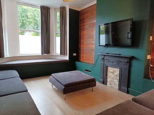 Photo of a spacious 7-Bedroom Student House – All Bills Included – Available 1st September 2026.
