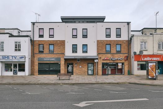 Photo of a curzon Point.