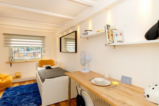 Standard Single Studio