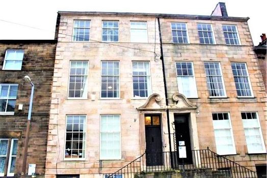 Photo of a flat 2, 5 Queen Street, Lancaster, LA1 1RS.