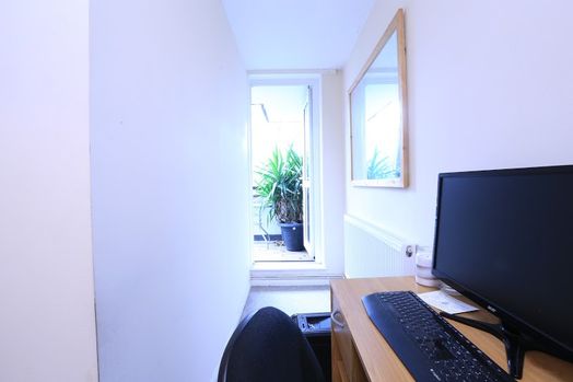 Photo of a fairlie Court.