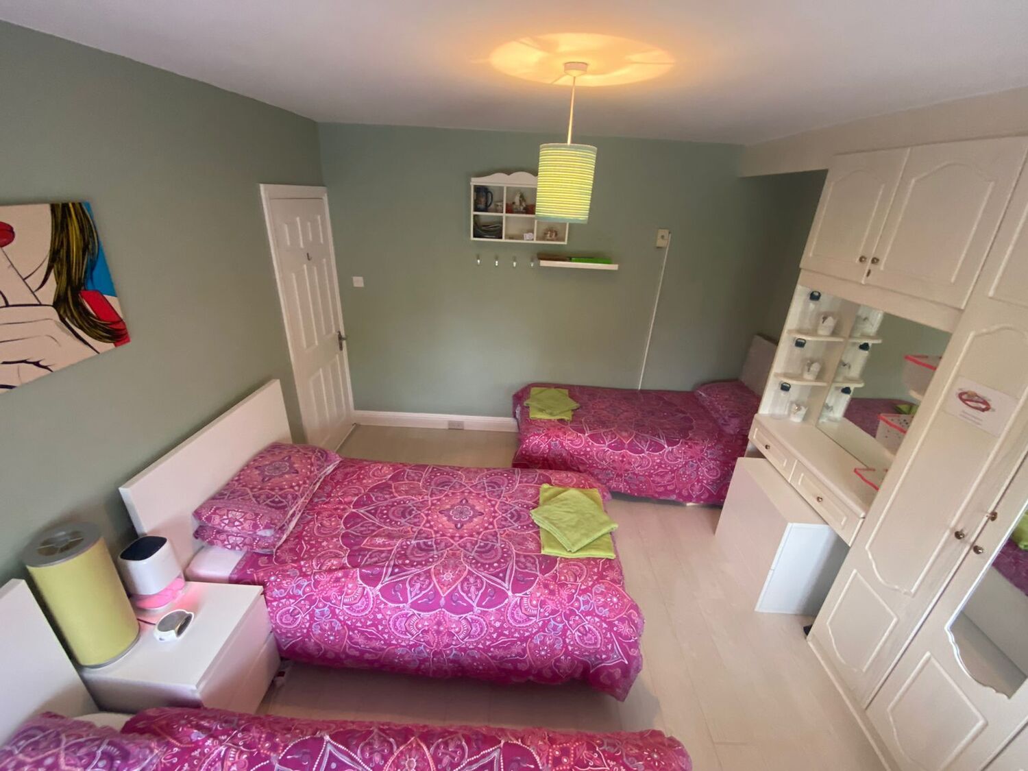 Double/Triple Room based in Raheny, Dublin 5 Mon to Fri /Sun to Thurs