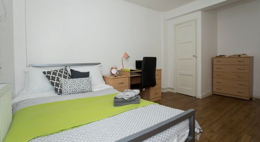 Gold Non-Ensuite Room