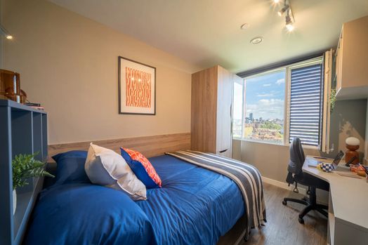 Premium 6 bed en suite