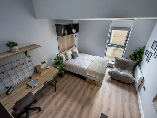 One Bed Mezzanine Apartment